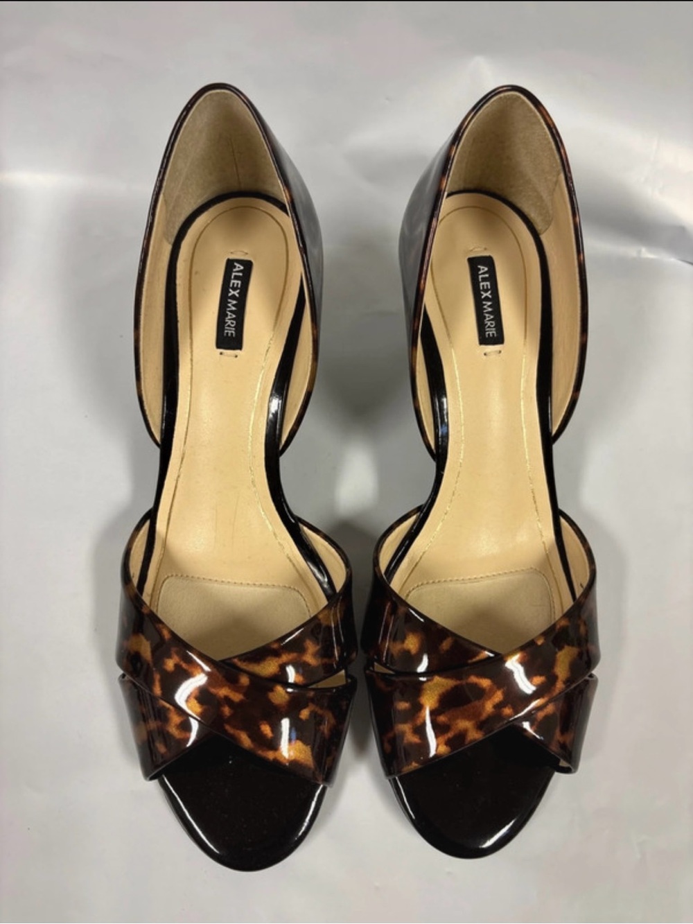 NWOT ~Alex Marie Tortoise Heels ~ ~Size 9 - Picture 2 of 5